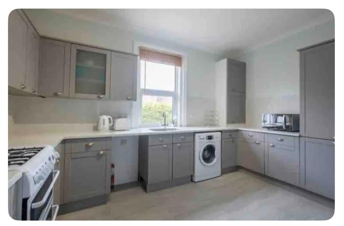 Appartamento Beautiful Garden Flat In Bournemouth - First Floor Esterno foto